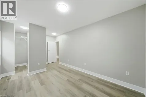 81 Cambridge Avenue Hamilton ON L8H 1T7