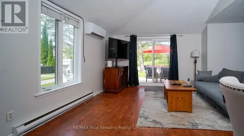 4 Trafalgar Road Collingwood ON L9Y 5G4