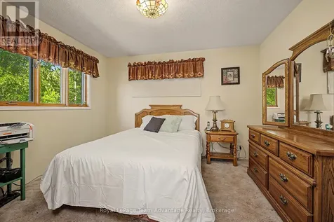 4 & 6 Sharon Park Drive Mckellar ON P0G 1C0