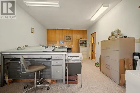 4 & 6 Sharon Park Drive Mckellar ON P0G 1C0