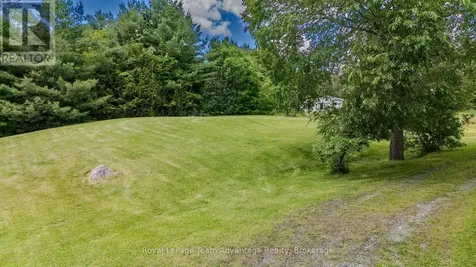 4 & 6 Sharon Park Drive Mckellar ON P0G 1C0