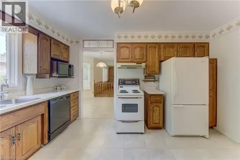 46 Huntingdale Drive Kitchener ON N2A 3K6