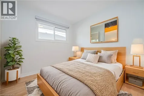 38 Endfield Avenue Hamilton ON L8T 2L4