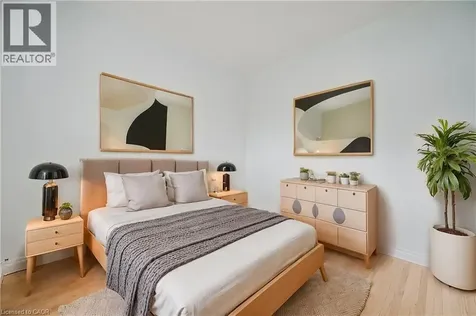 38 Endfield Avenue Hamilton ON L8T 2L4