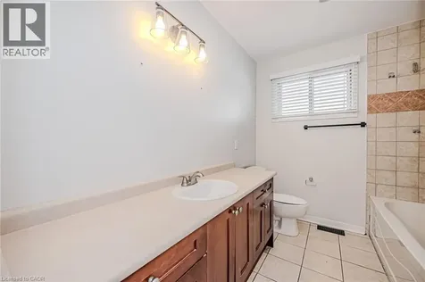 38 Endfield Avenue Hamilton ON L8T 2L4