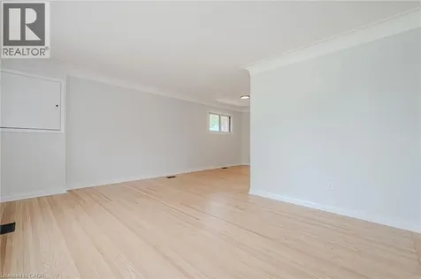 38 Endfield Avenue Hamilton ON L8T 2L4