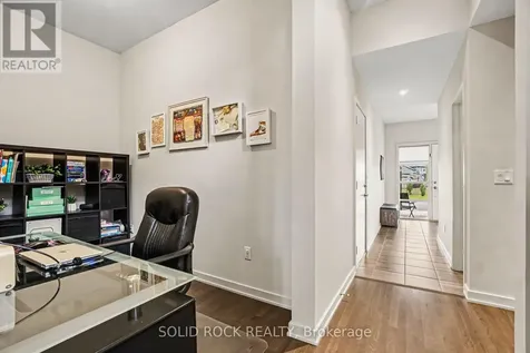 114 Larimar Circle Ottawa ON K1X 0B7