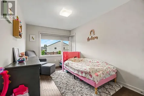 114 Larimar Circle Ottawa ON K1X 0B7