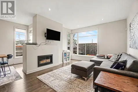 114 Larimar Circle Ottawa ON K1X 0B7
