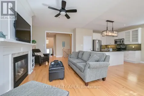5 Canoe Road Wasaga Beach ON L9Z 0E9