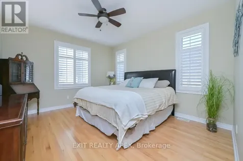 5 Canoe Road Wasaga Beach ON L9Z 0E9