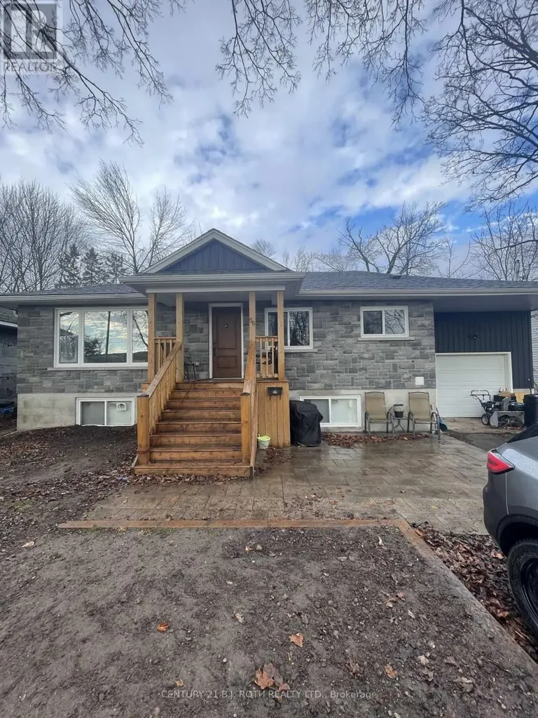 56 Olive Crescent Orillia ON L3V 1G1