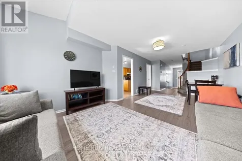 113 Gray Crescent Ottawa ON K2K 3J7