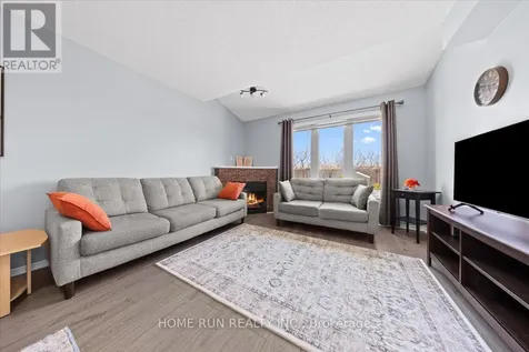 113 Gray Crescent Ottawa ON K2K 3J7