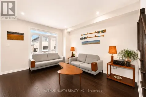 323 Lysander Place Ottawa ON K1K 3X8
