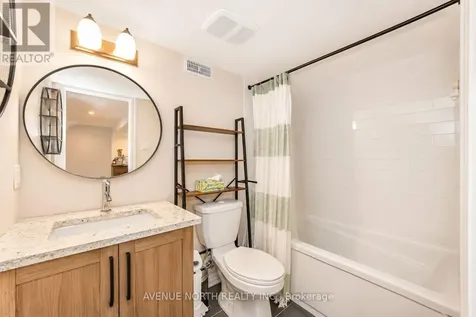 323 Lysander Place Ottawa ON K1K 3X8
