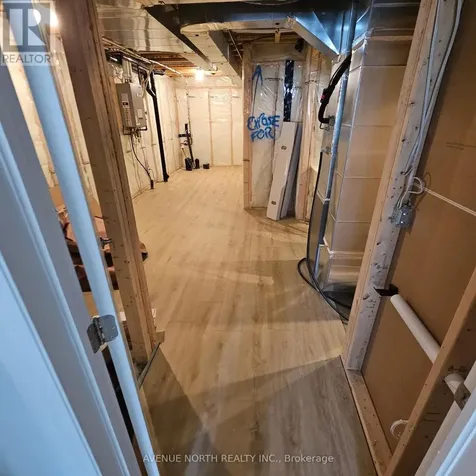 323 Lysander Place Ottawa ON K1K 3X8