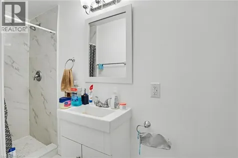 47 Bowman Street Hamilton ON L8S 2T5