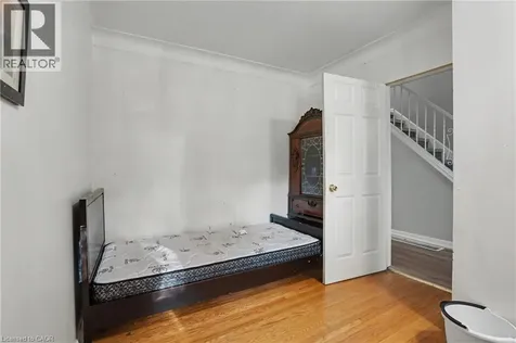 47 Bowman Street Hamilton ON L8S 2T5