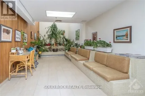 415 Greenview Avenue Ottawa ON K2B 8G5