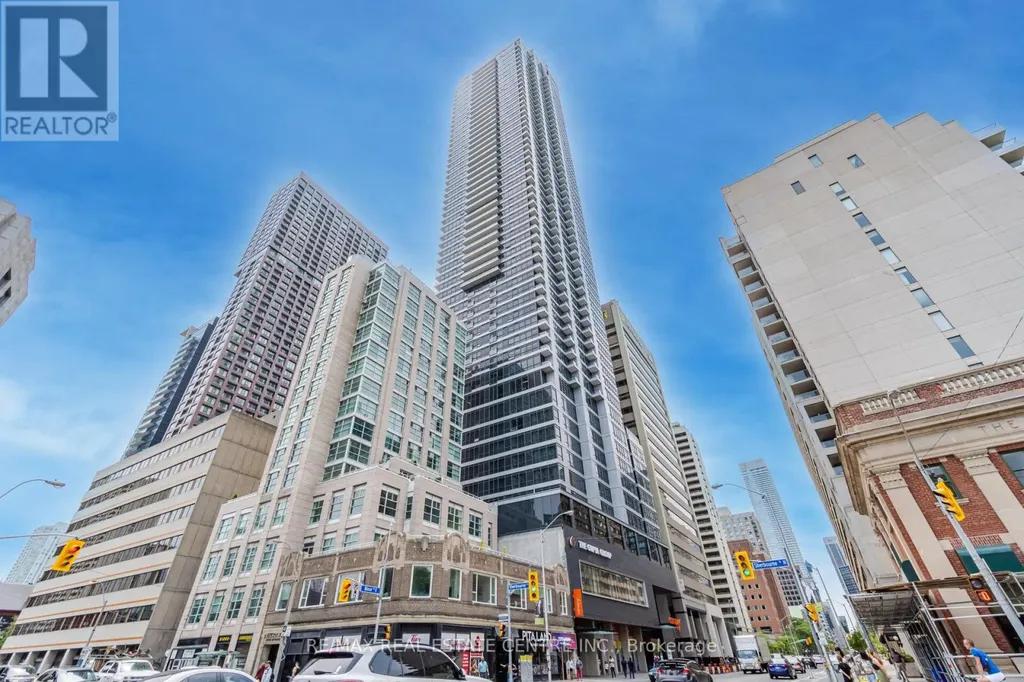 395 Bloor Street East Toronto (north St. James Town) ON M4W 0B4