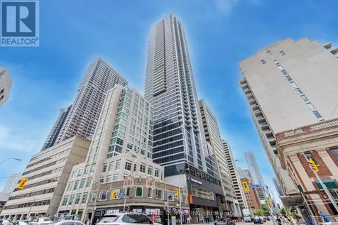 395 Bloor Street East Toronto (north St. James Town) ON M4W 0B4