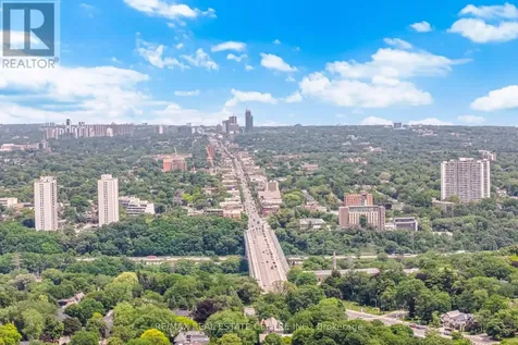 395 Bloor Street East Toronto (north St. James Town) ON M4W 0B4