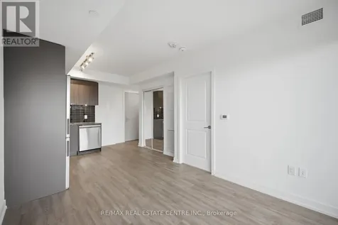 395 Bloor Street East Toronto (north St. James Town) ON M4W 0B4