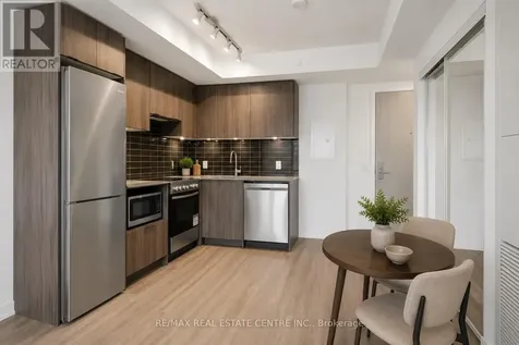 395 Bloor Street East Toronto (north St. James Town) ON M4W 0B4