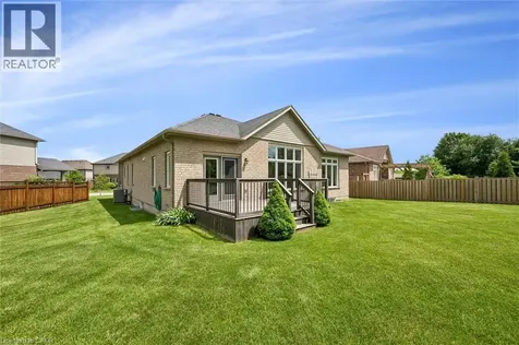 27 Riley Crescent Fergus ON N1M 0C1