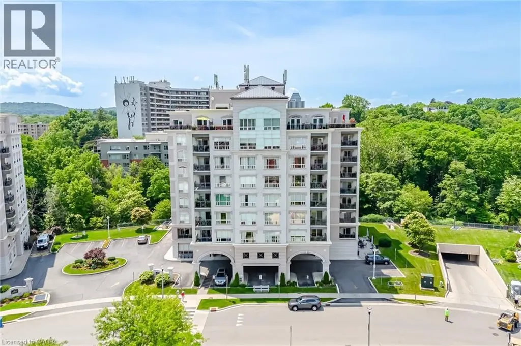2000 Creekside Drive Dundas ON L9H 7S7