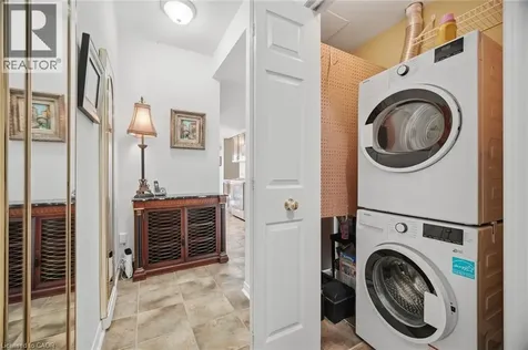 2000 Creekside Drive Dundas ON L9H 7S7