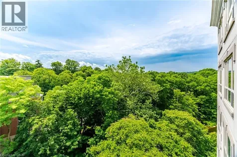 2000 Creekside Drive Dundas ON L9H 7S7