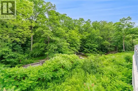 2000 Creekside Drive Dundas ON L9H 7S7