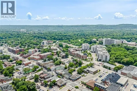 2000 Creekside Drive Dundas ON L9H 7S7