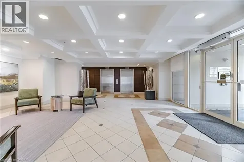 2000 Creekside Drive Dundas ON L9H 7S7