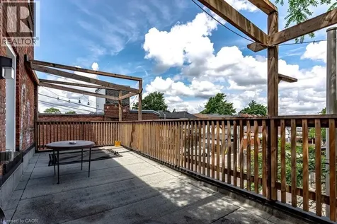 433 Barton Street East Hamilton ON L8L 2Y5