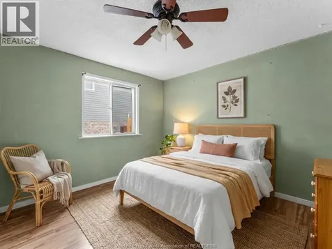 2509 Alexis Road Windsor ON N9J 1Y3
