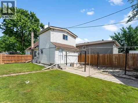 2509 Alexis Road Windsor ON N9J 1Y3