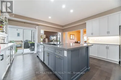 387 Gravel Ridge Trail Kitchener ON N2E 0B9