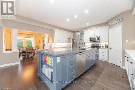 387 Gravel Ridge Trail Kitchener ON N2E 0B9