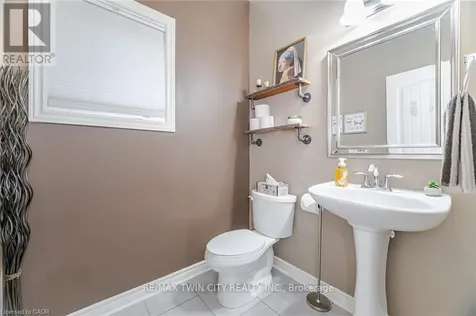 387 Gravel Ridge Trail Kitchener ON N2E 0B9