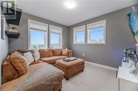 387 Gravel Ridge Trail Kitchener ON N2E 0B9