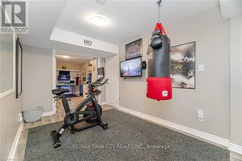387 Gravel Ridge Trail Kitchener ON N2E 0B9