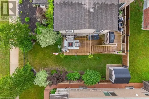 387 Gravel Ridge Trail Kitchener ON N2E 0B9