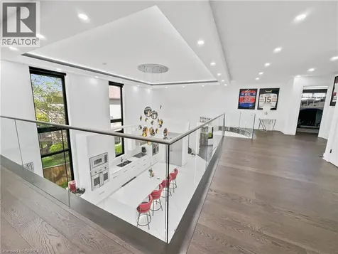 19 Zavarella Court Paris ON N3L 4H3