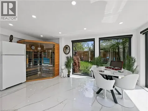 19 Zavarella Court Paris ON N3L 4H3