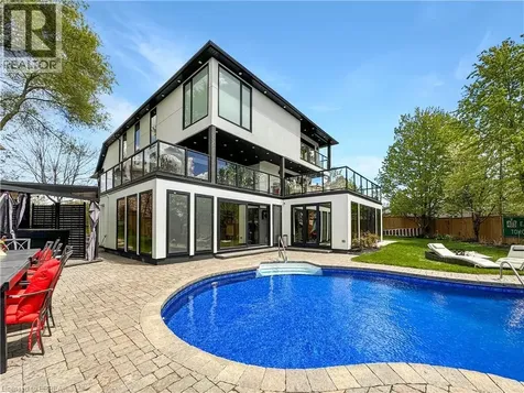 19 Zavarella Court Paris ON N3L 4H3