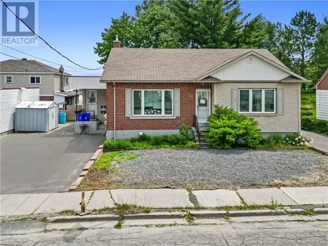 453 Victoria Street Sudbury ON P3C 1L1
