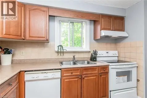 80 Old Country Drive Kitchener ON N2E 2E5
